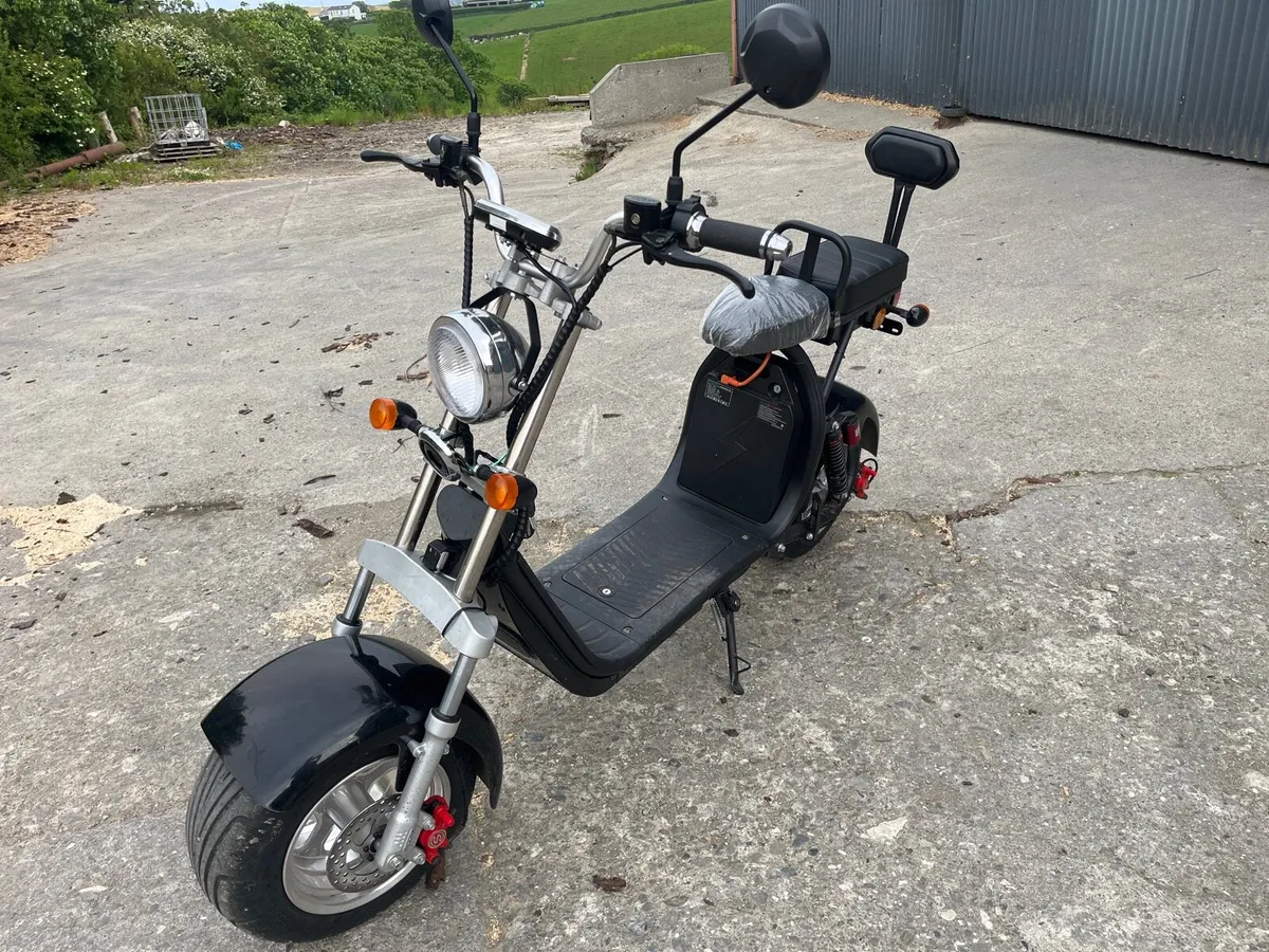 Electric scooter - Image 1
