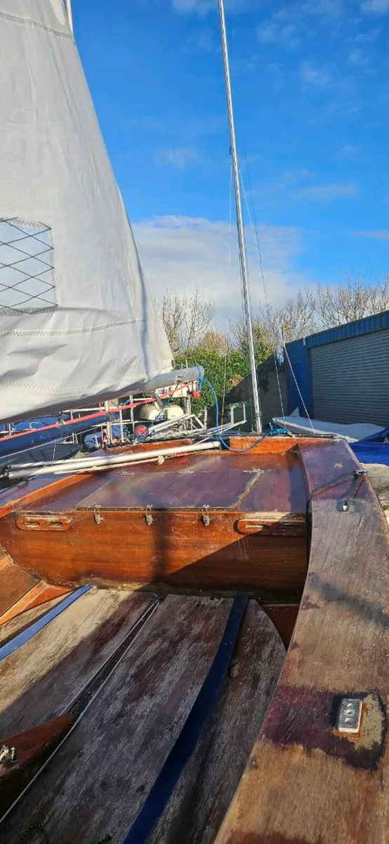 Wayfarer Sailing Dinghy - Image 4
