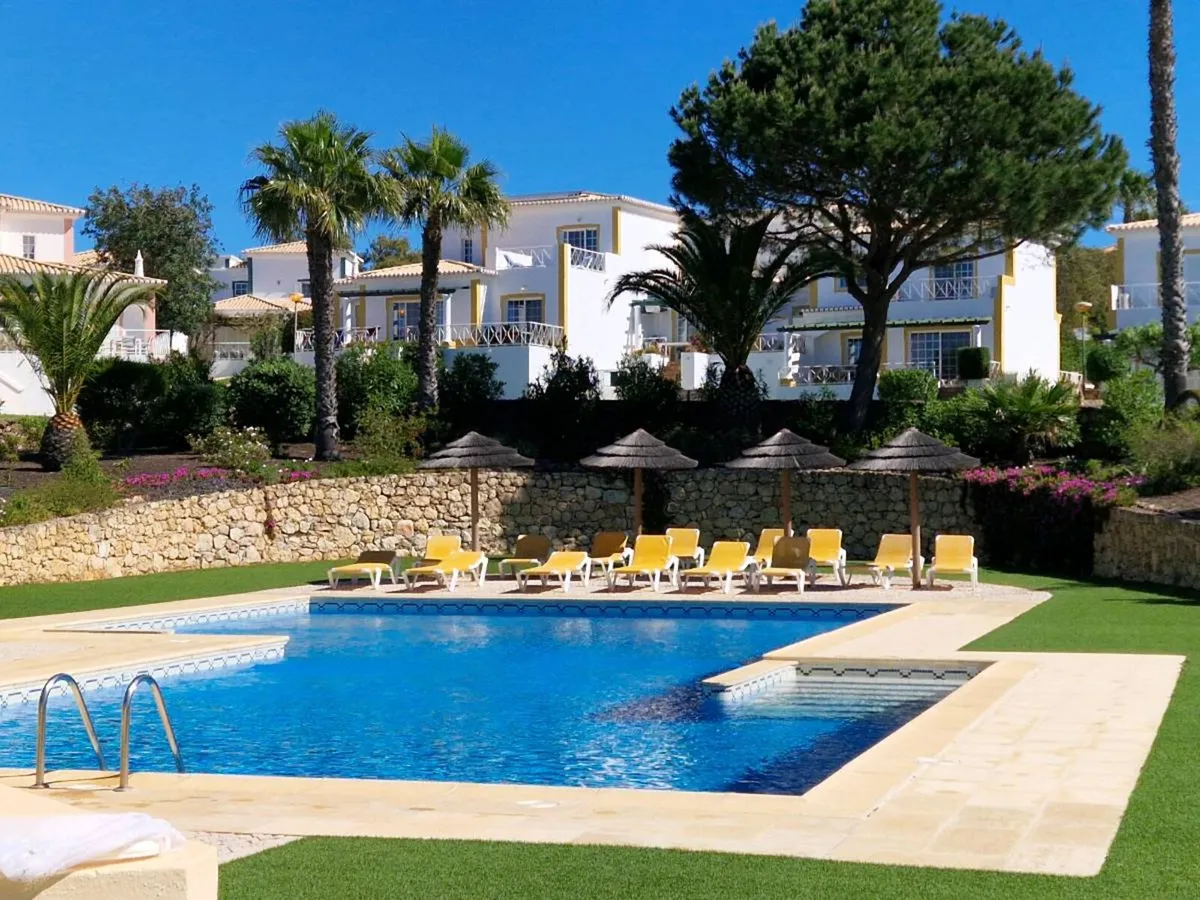 VILLA RENTAL IN ALGARVE , PORTUGAL - Image 2