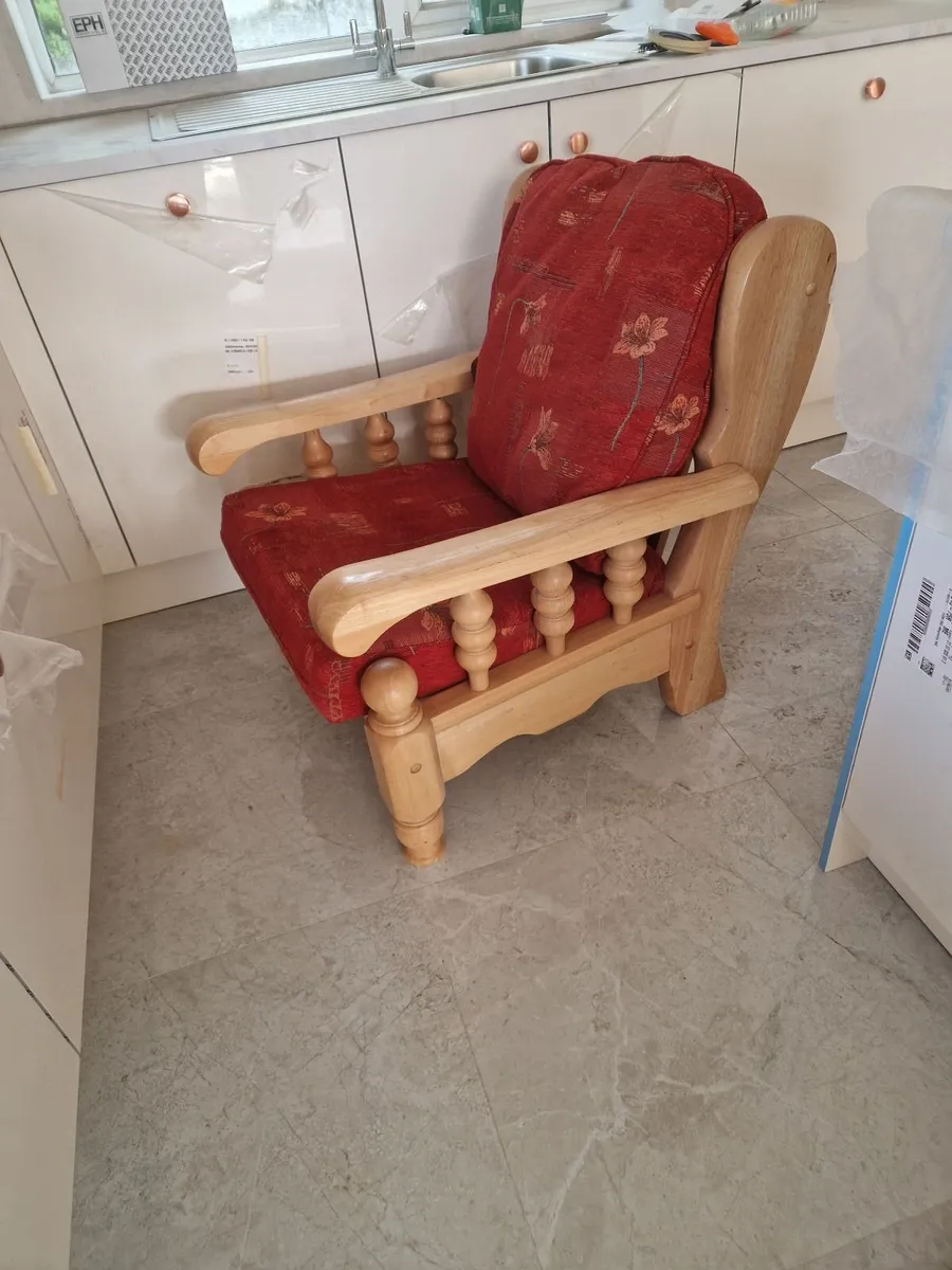 3  Piece suite. Solid pine. - Image 1