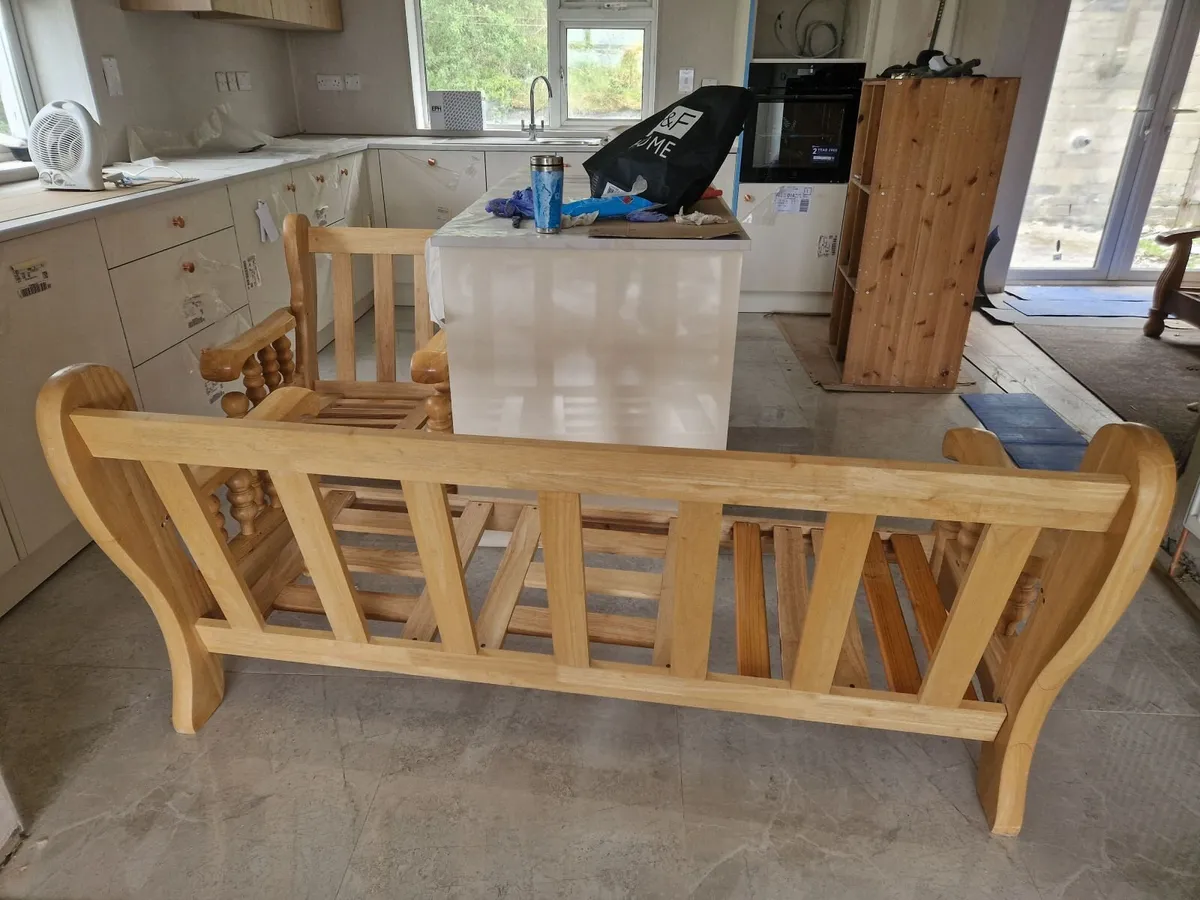 3  Piece suite. Solid pine. - Image 3