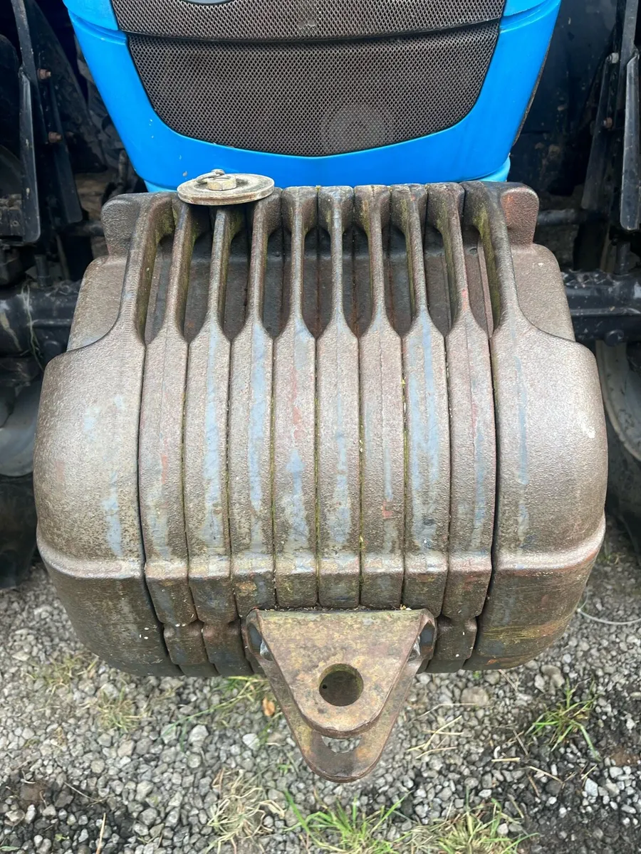Weights - Image 1