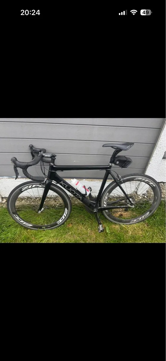 Kuota Carbon Road Bike Ultegra Zipp 404 Wheels - Image 1