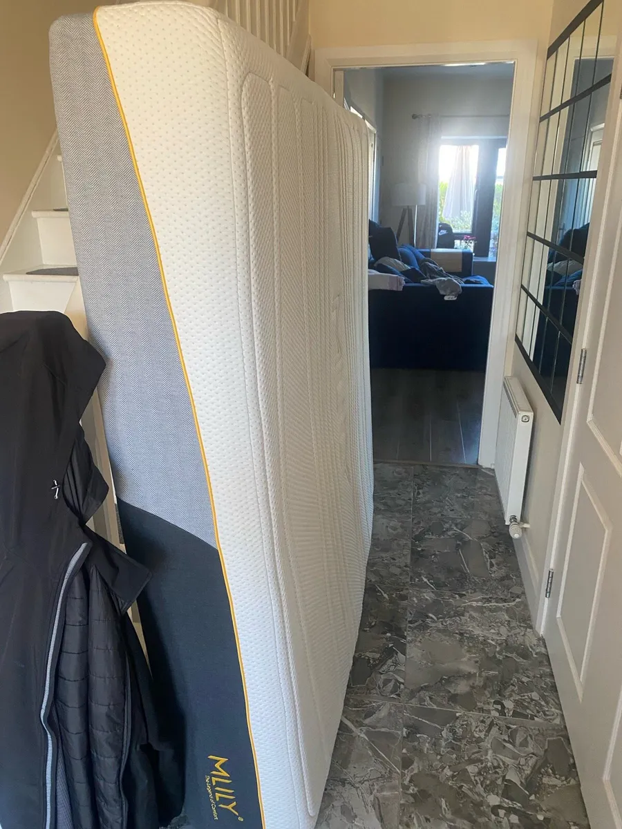 Mattress - Image 4