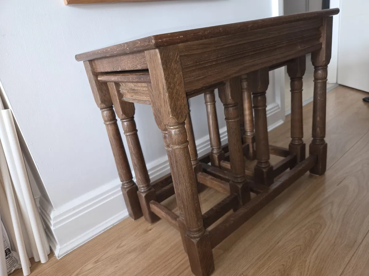 Nest of 3 table - Image 1