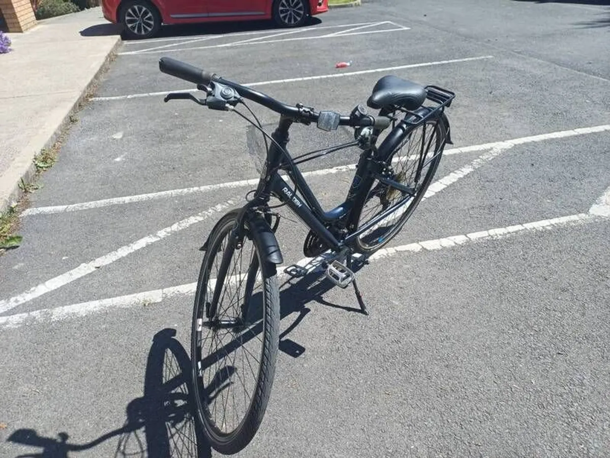 Raleigh Womens Bike - Image 1