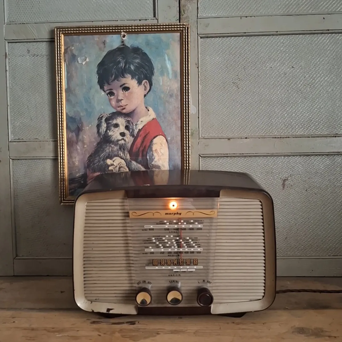 1950s Murphy Valve Radio - Image 4