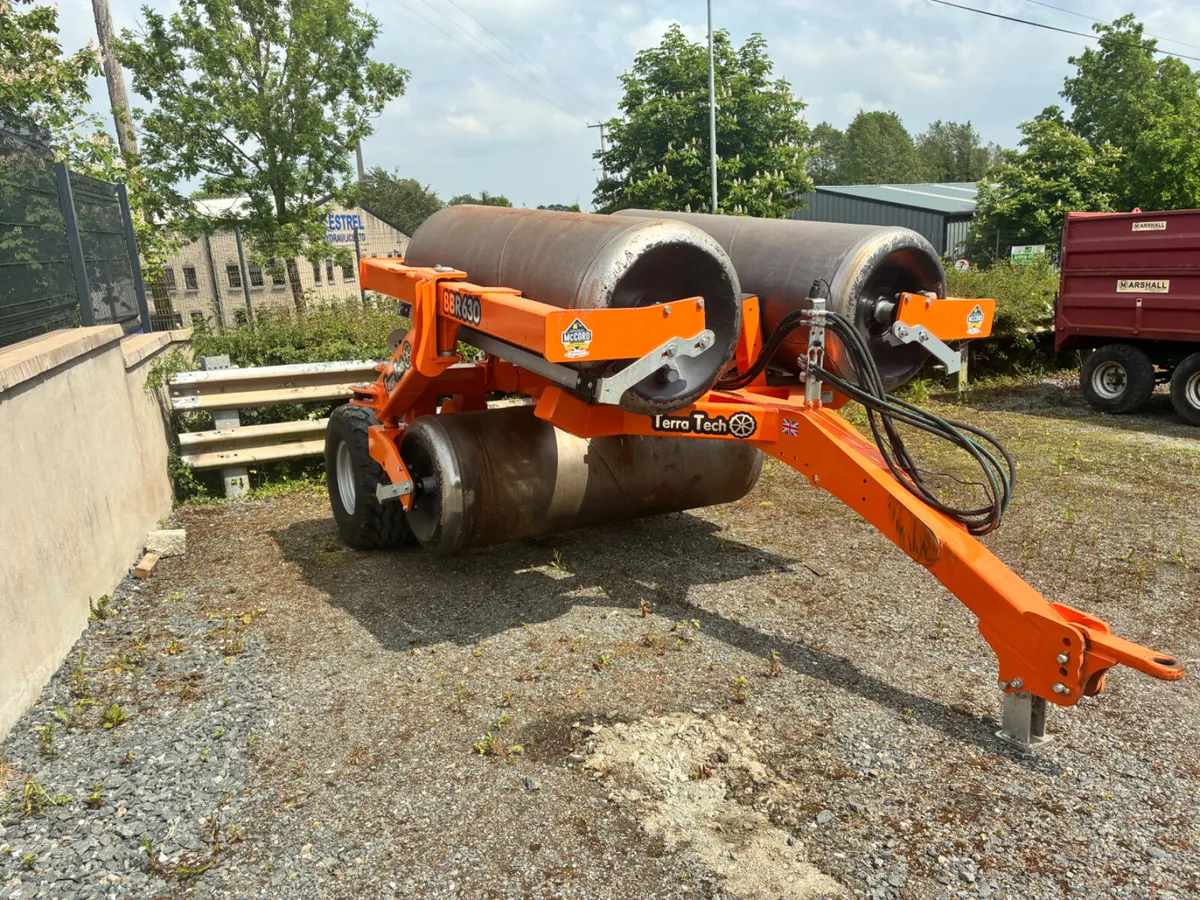 Ex demo Terra Tech 6m Flat roller - Image 2