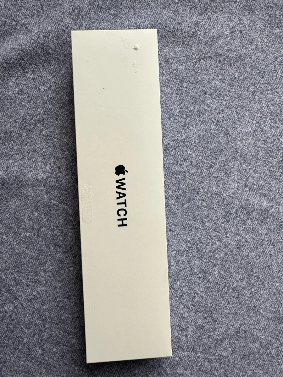 Apple Watch SE 2 - Image 1