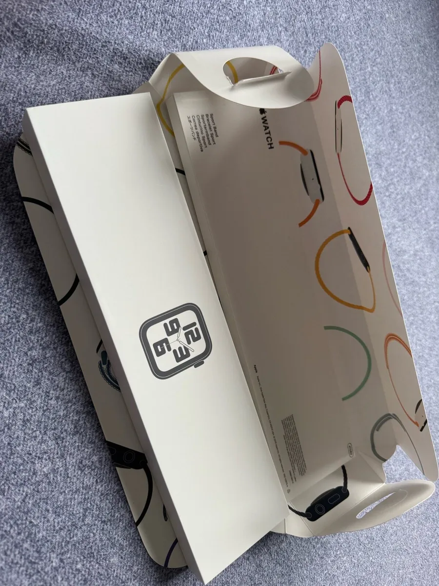 Apple Watch SE 2 - Image 3