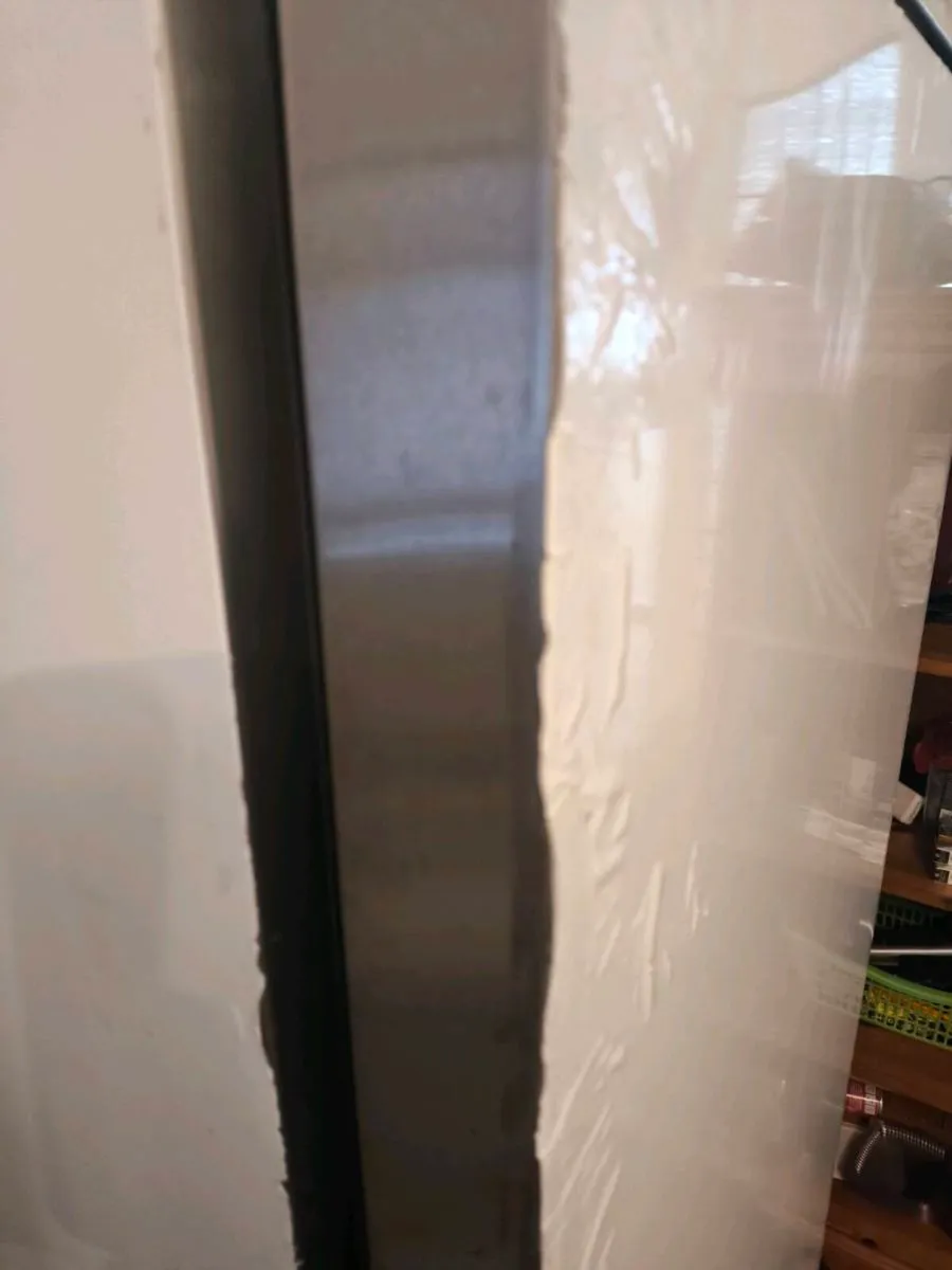 Upright fridge 600 ltr - Image 3