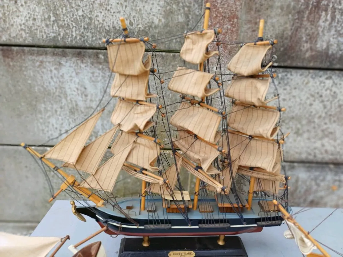 Collection of Vintage Model Ships - Image 2