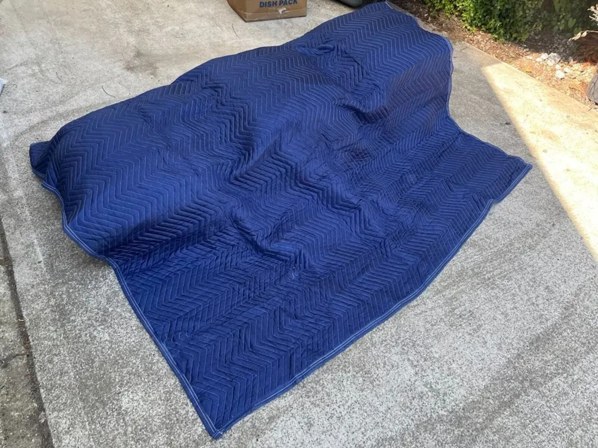 Moving Blankets x 15 - Image 4