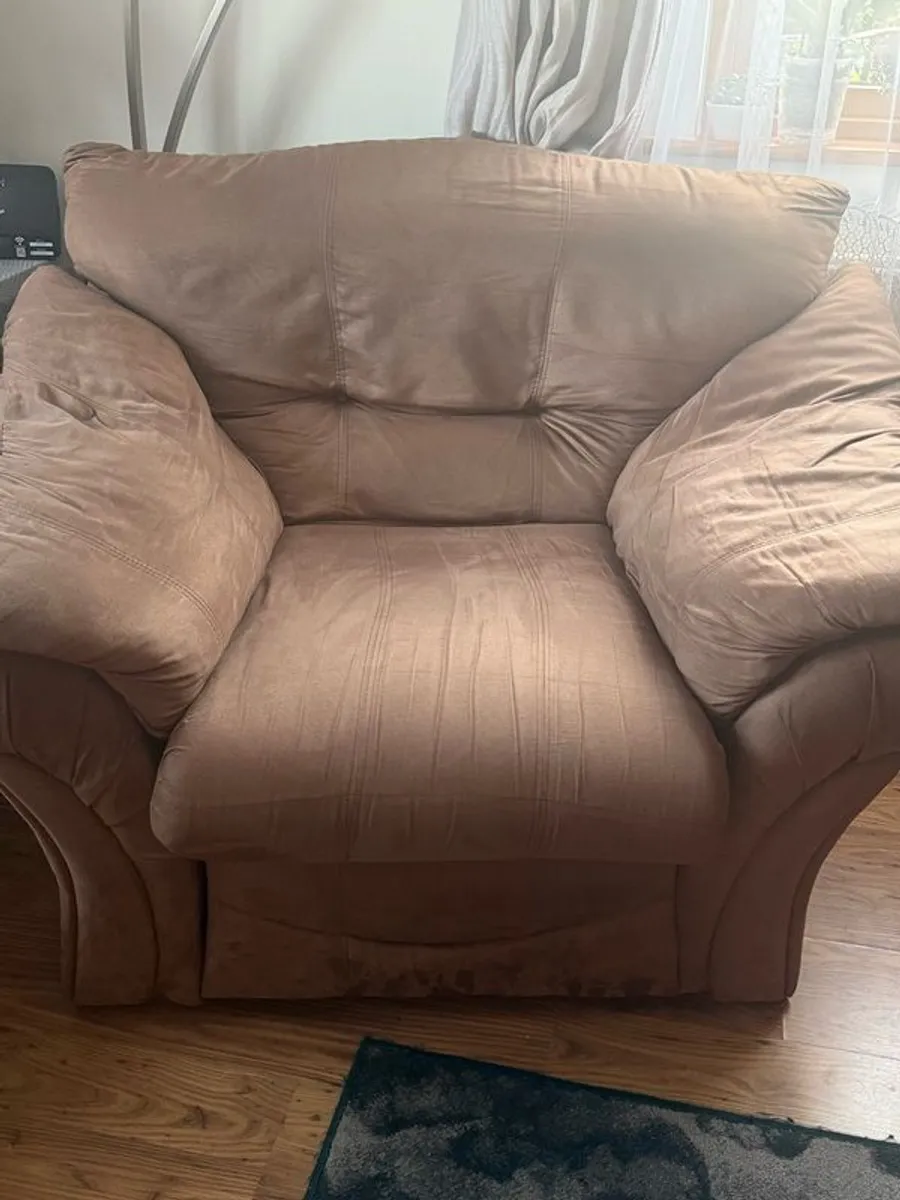 sofa - Image 3