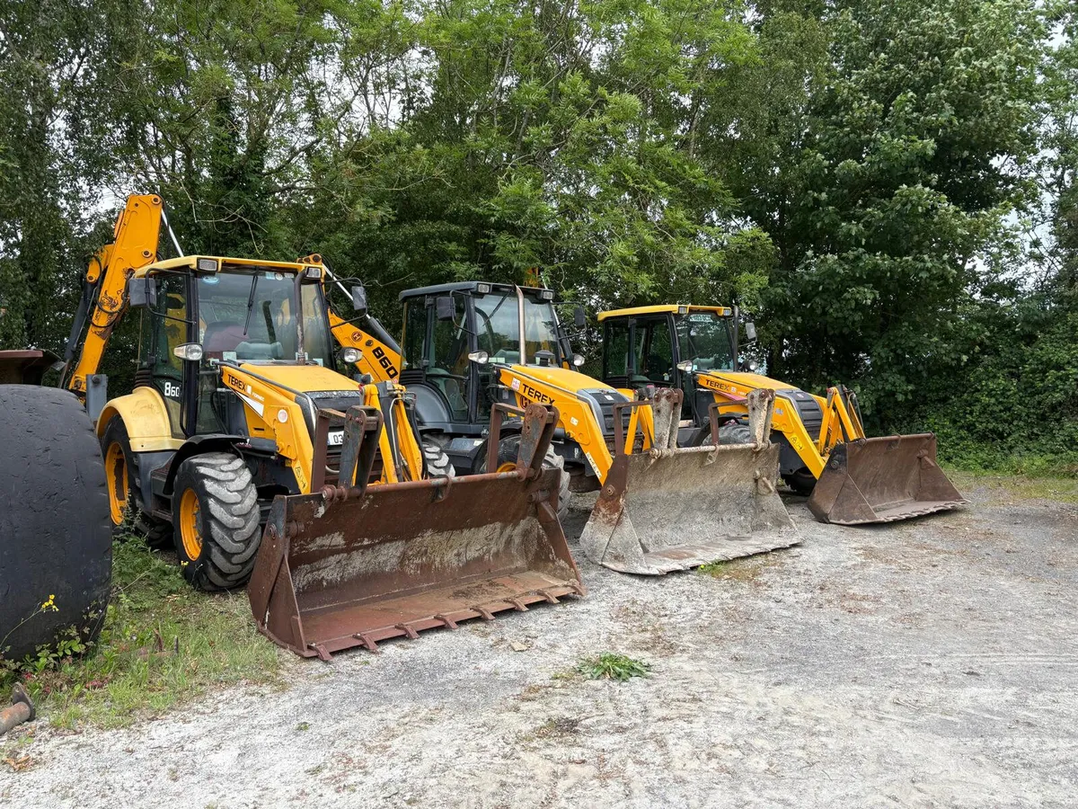 3 x Fermac 860 Digger Loaders - Image 2