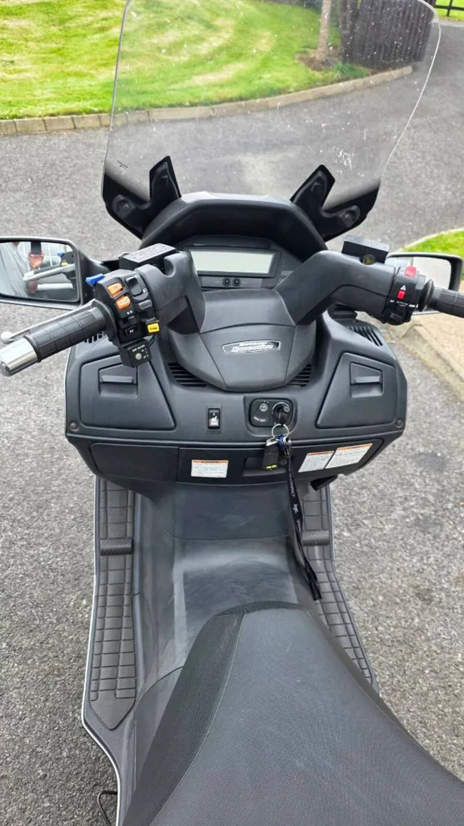 Suzuki Burgman Executive - Image 4
