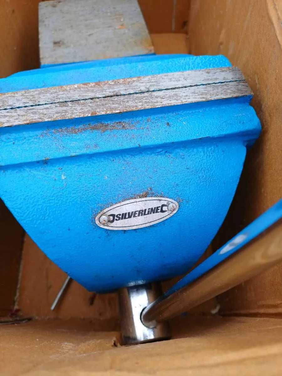 Heavy Duty 150mm Swivel Vase - Image 2