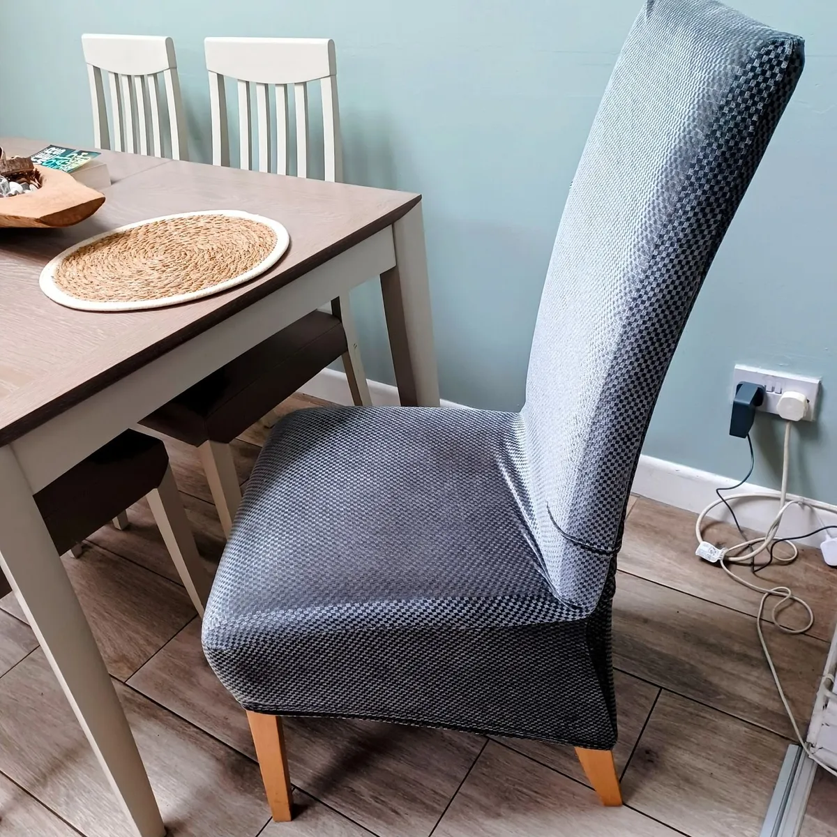6 Large Dining Chairs - Image 1