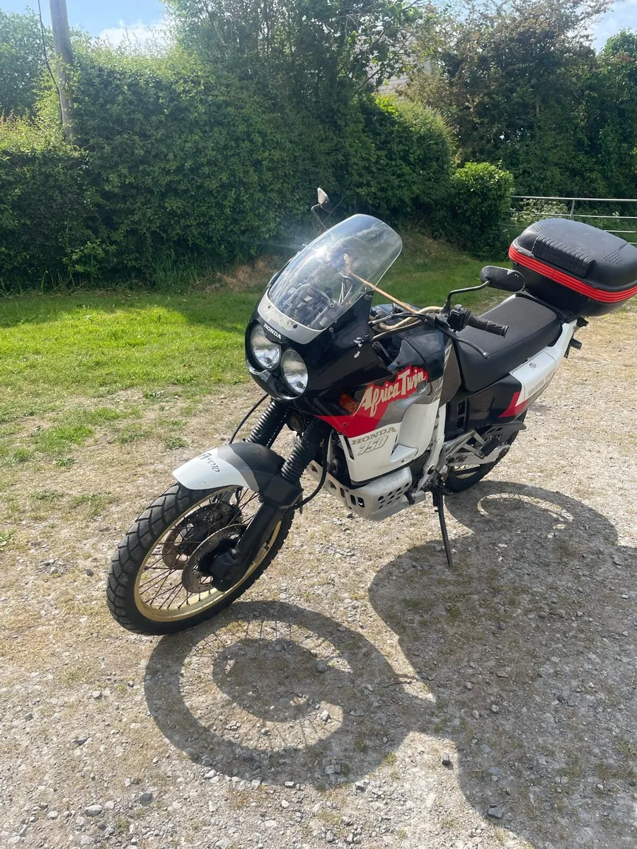 Honda 750 Africa Twin - Image 4