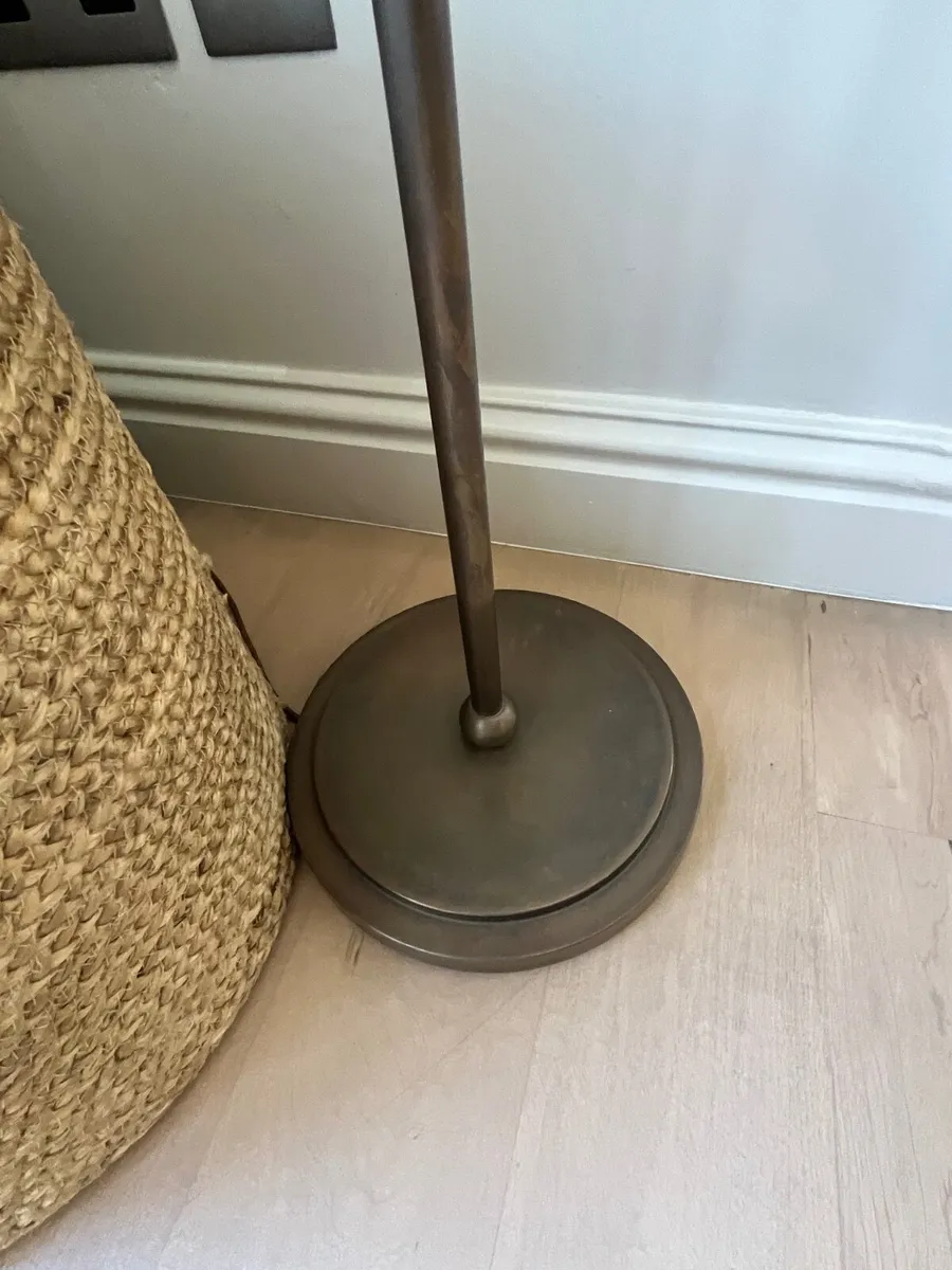 Lamps (floor and table) - Image 2