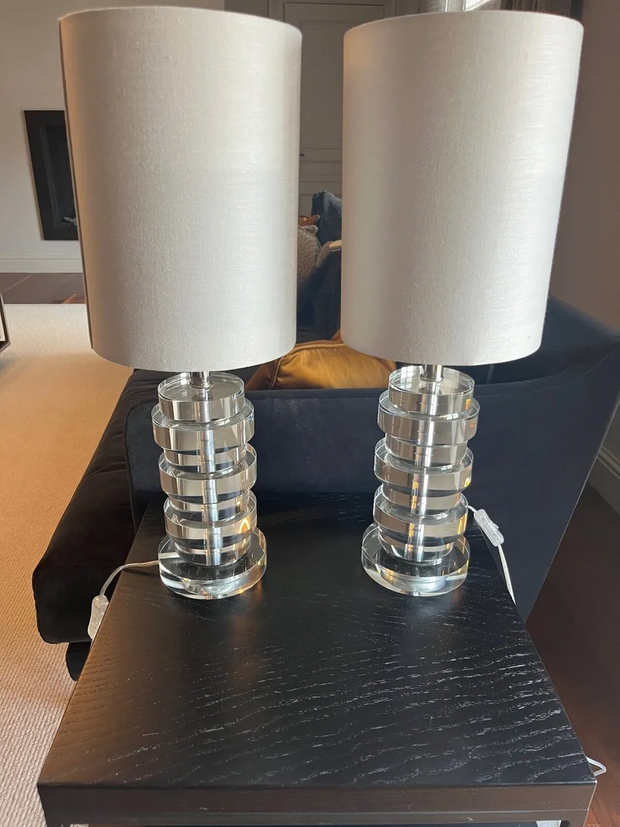 Lamps (floor and table) - Image 4