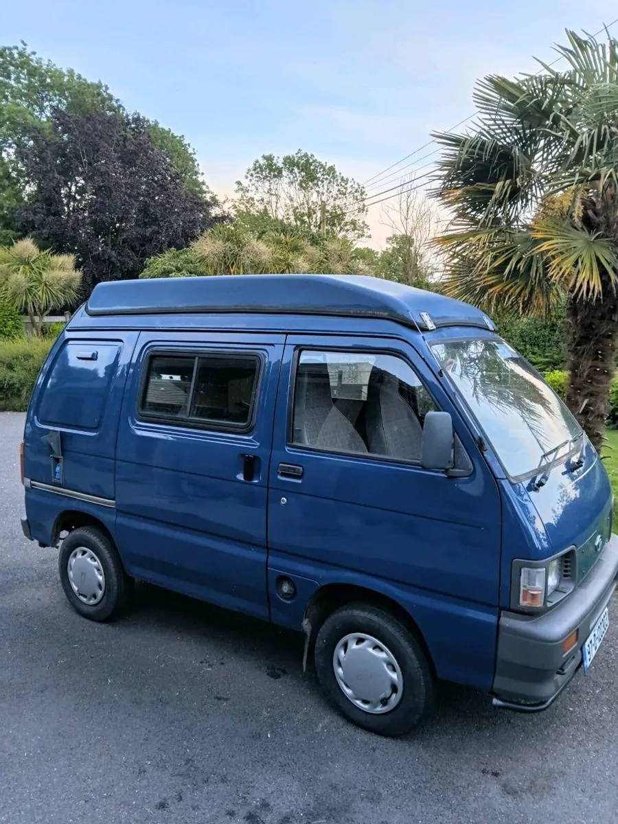 Daihatsu hijet camper van - Image 2