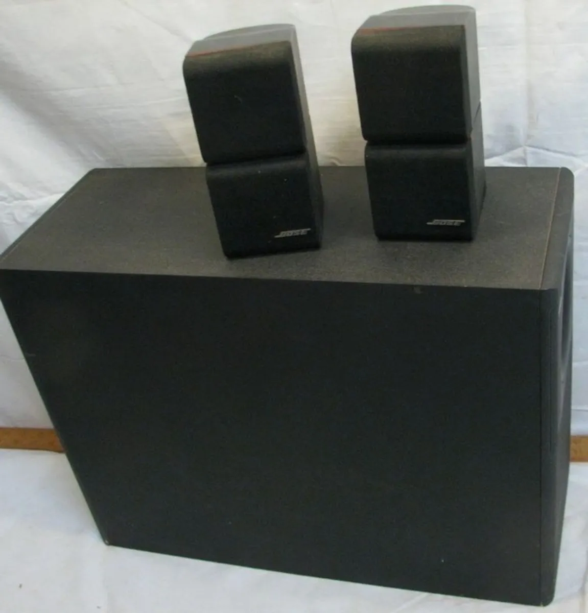 Bose AM5 set of speakers See my other Bose adds - Image 1