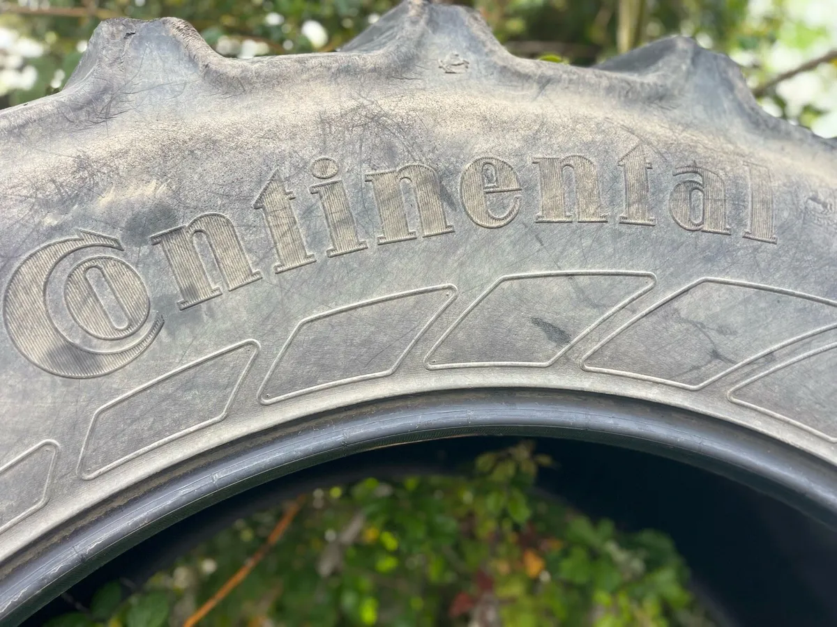 Continental 650/65R42 Tyres (2 Of) - Image 3