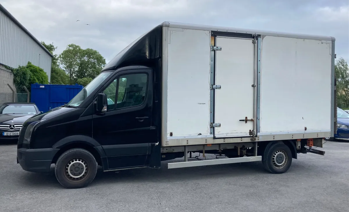 Volkswagen Crafter Luton Body With Tail Lift 120k - Image 4