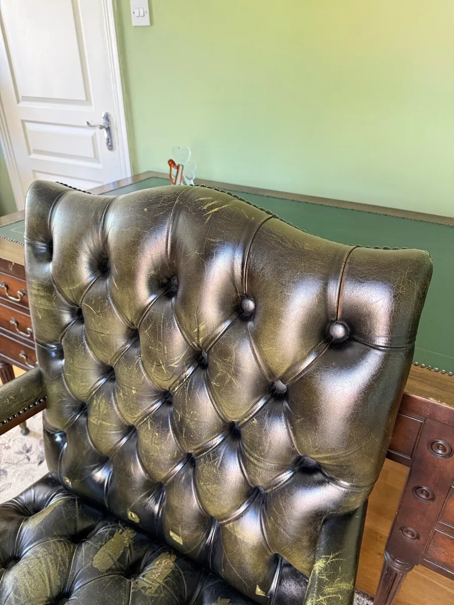 Genuine Chesterfield Gainsborough vintage armchair - Image 3
