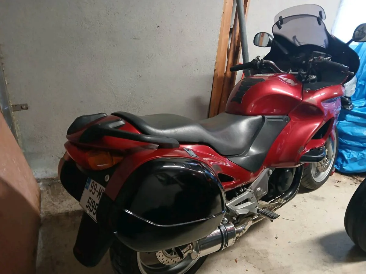 1999 Hond Deauville 650 - Image 1