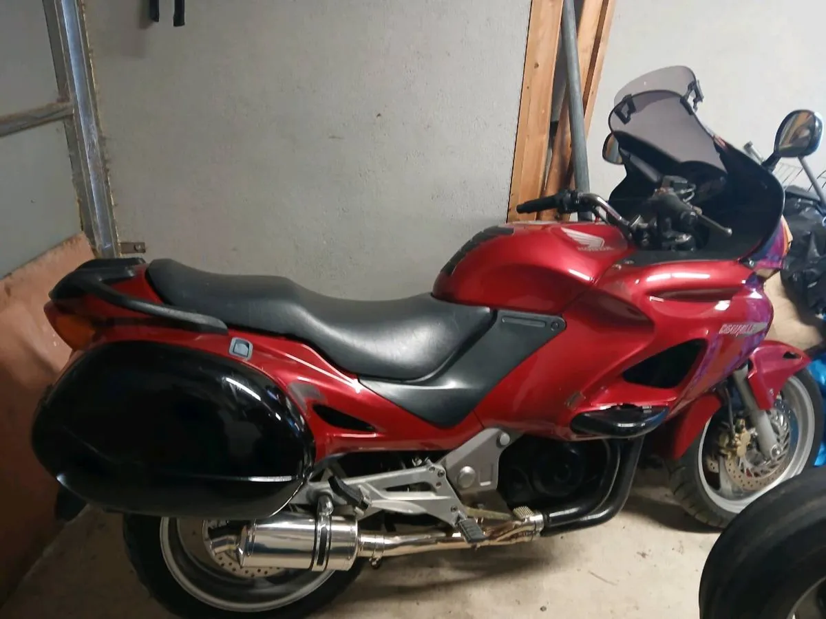 1999 Hond Deauville 650 - Image 2