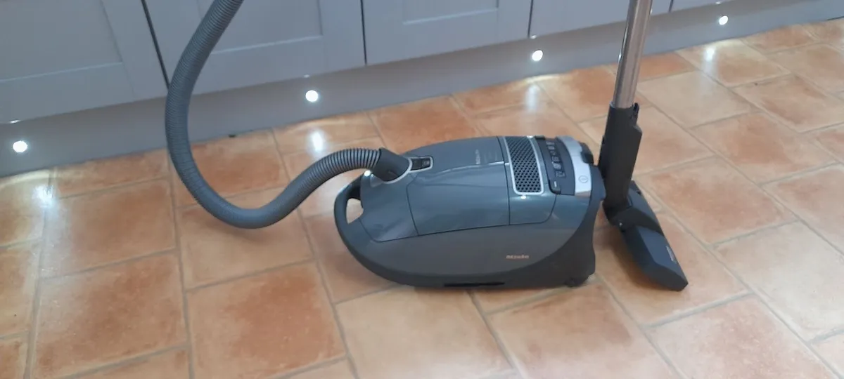 Miele vacuum/Hoover cleaner - Image 1
