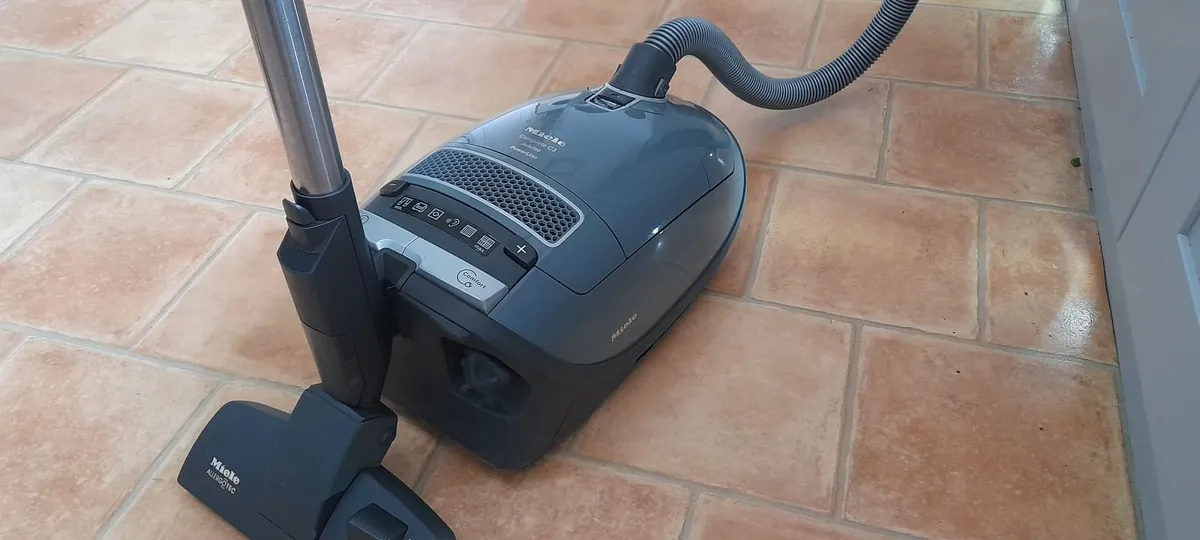 Miele vacuum/Hoover cleaner - Image 4