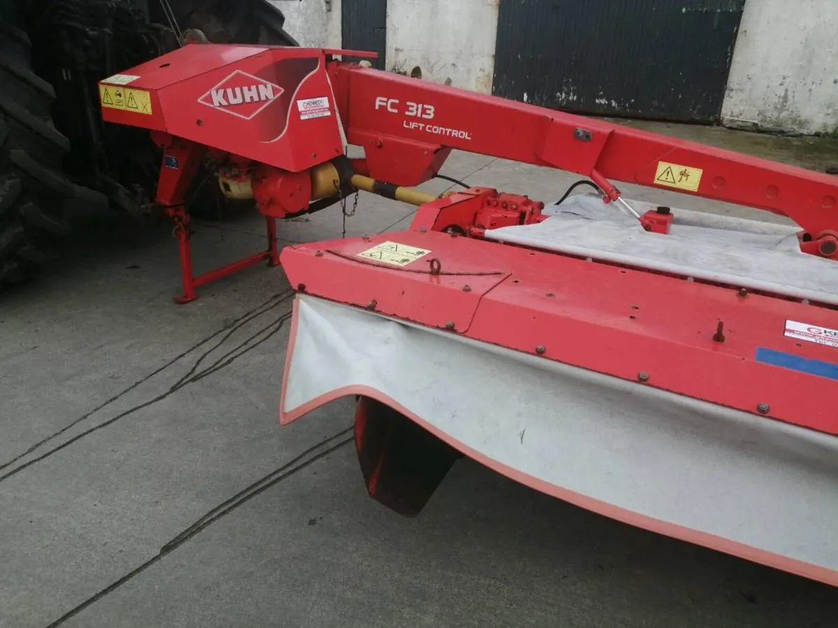 Kuhn fc313 10ft mower - Image 2