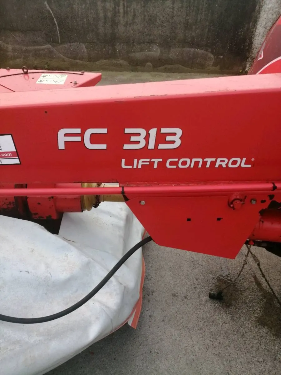 Kuhn fc313 10ft mower - Image 4