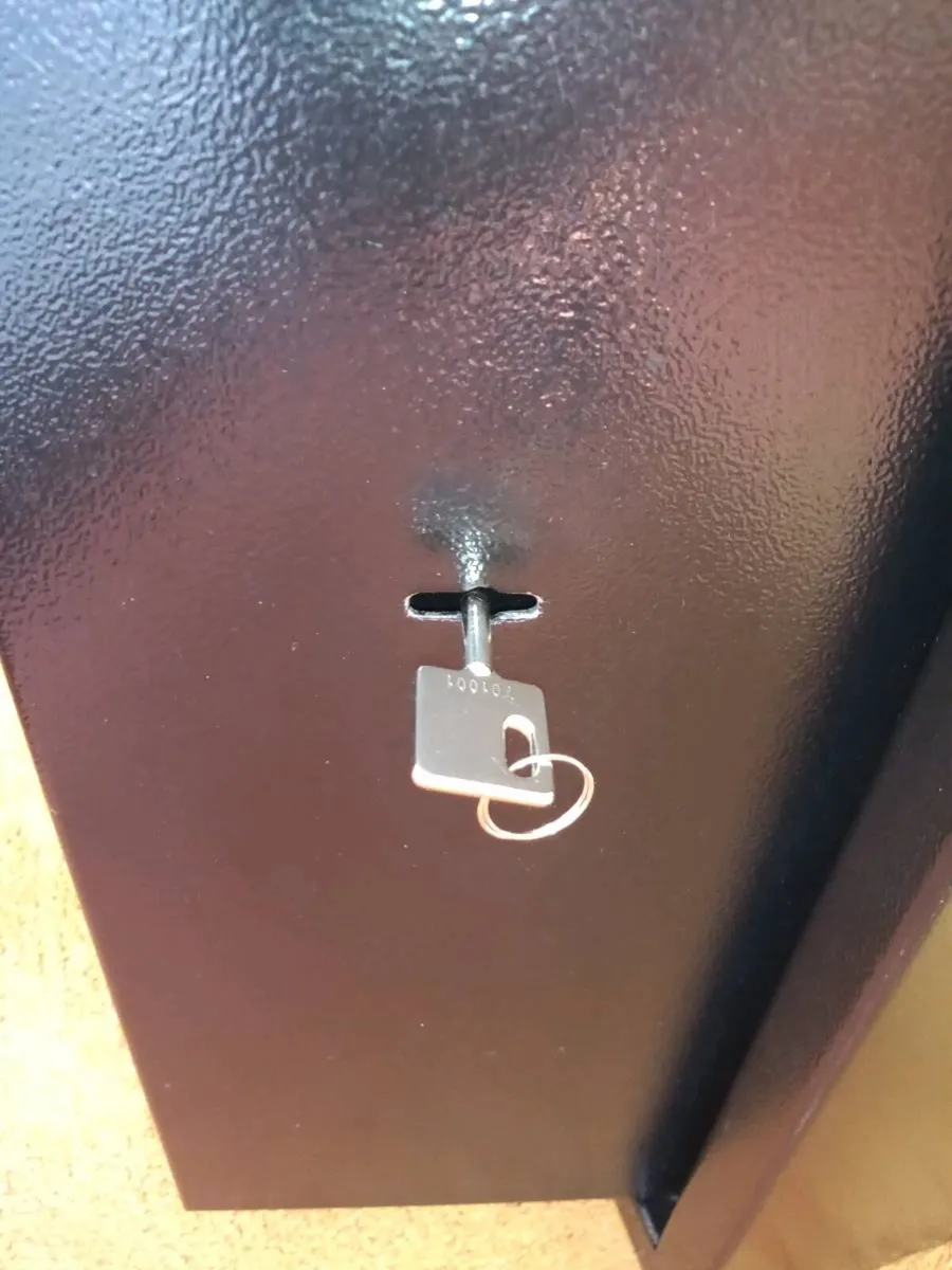 Gun safe - Image 3