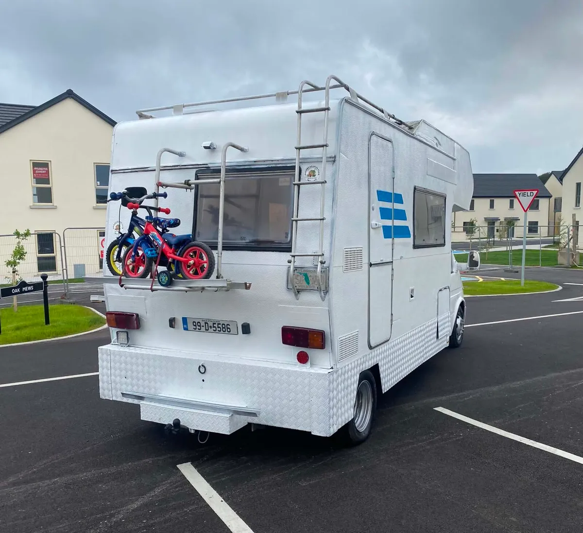 1999 FORD TRANSIT HYMER CAMPER, 5 Berth, 9 Seater - Image 4