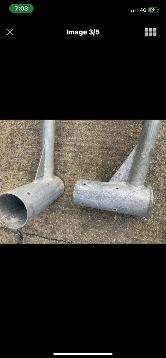 4 large yard /arena lights on brackets ..Gorey - Image 2