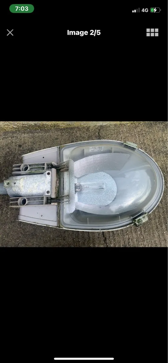 4 large yard /arena lights on brackets ..Gorey - Image 3
