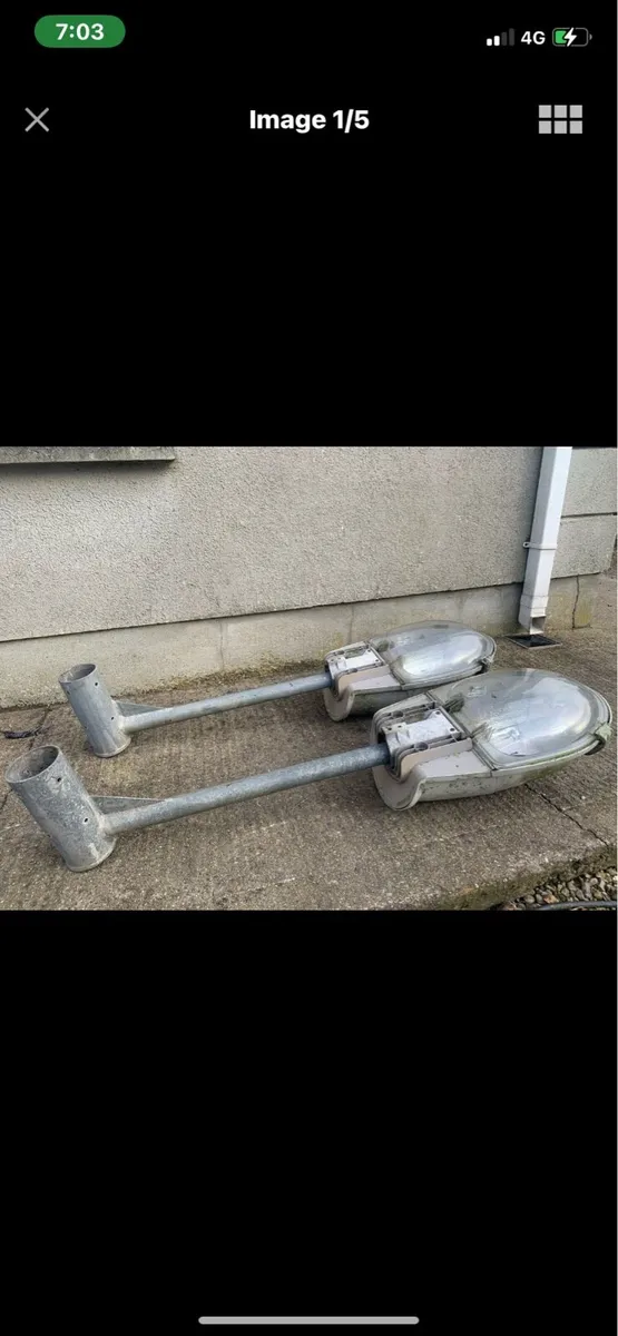 4 large yard /arena lights on brackets ..Gorey - Image 4