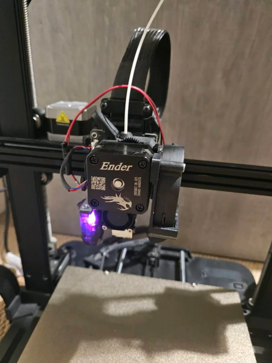 3D Printer - Creality Ender 3 V3 SE with Sonic Pad - Image 3