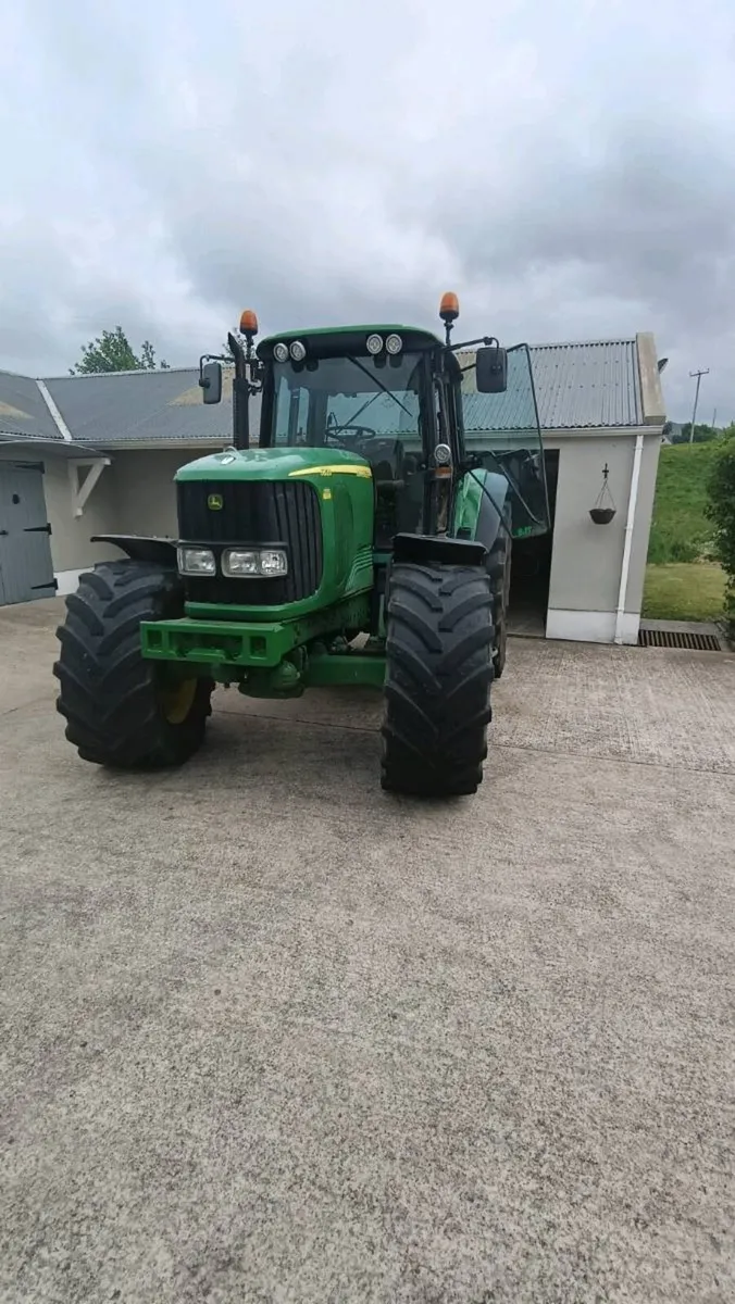 John Deere tractor 6820 - Image 2