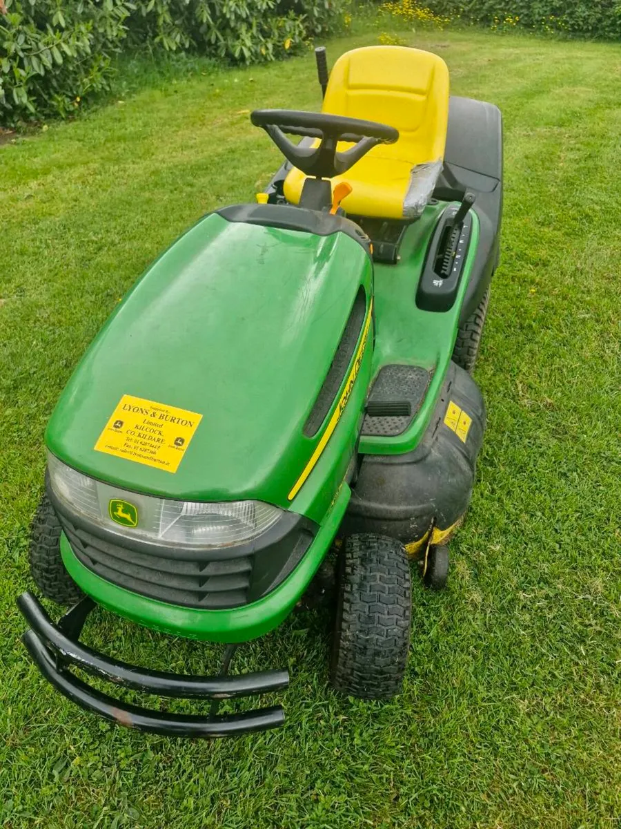 John Deere X130R  ride on mower DELIVERY AVAILABLE - Image 4