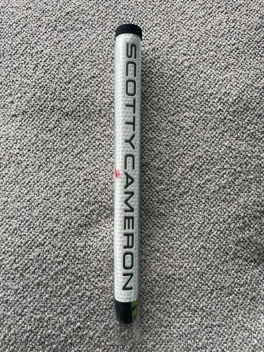 Scotty Cameron Matador Putter Grip - Image 1