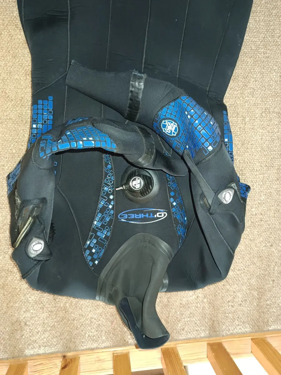 Dry suit - OThree - Medium - Image 3