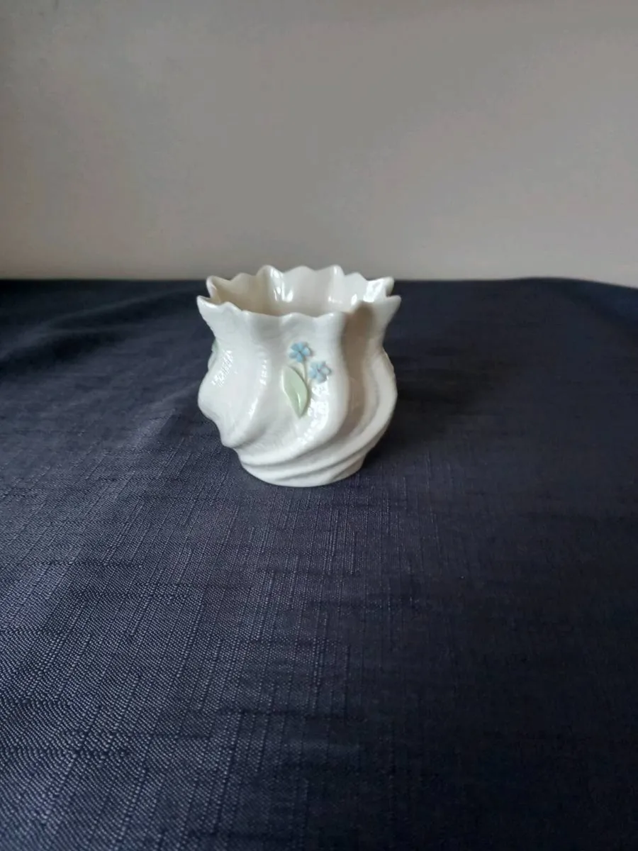 Belleek China Posey/Bowl Vase - Image 2