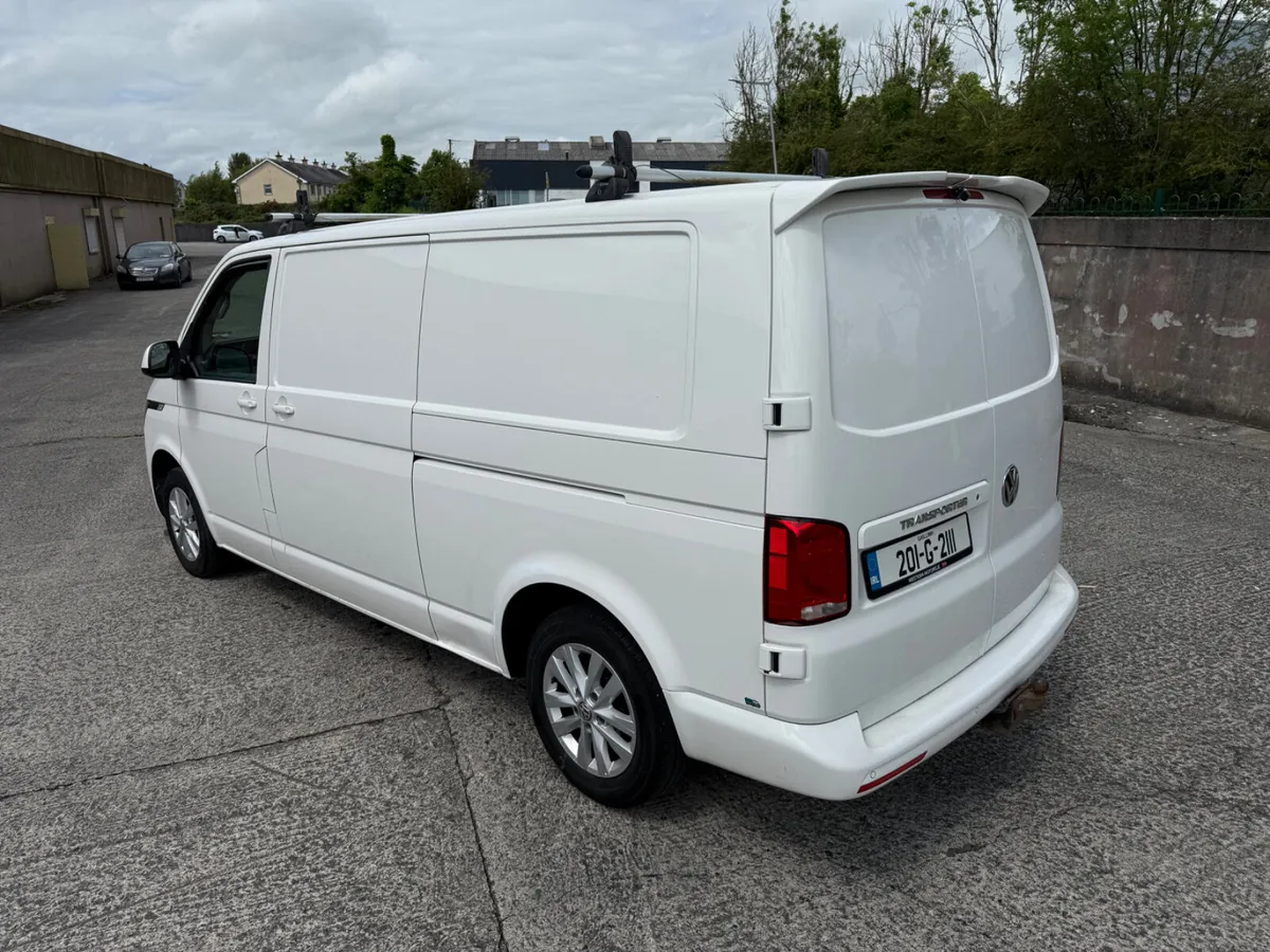 20 Volkswagen Transporter  2.0 6 speed LWB - Image 4