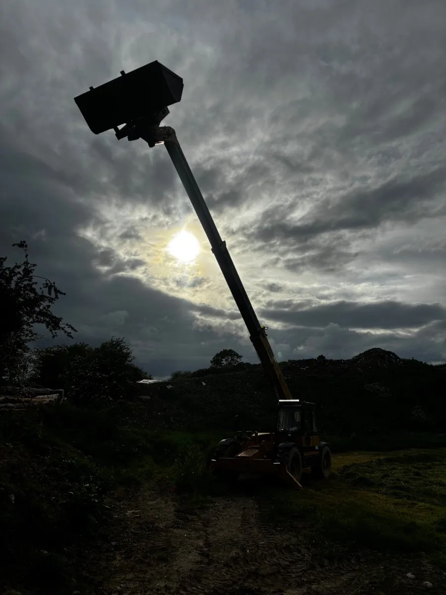 Caterpillar teleporter - Image 2