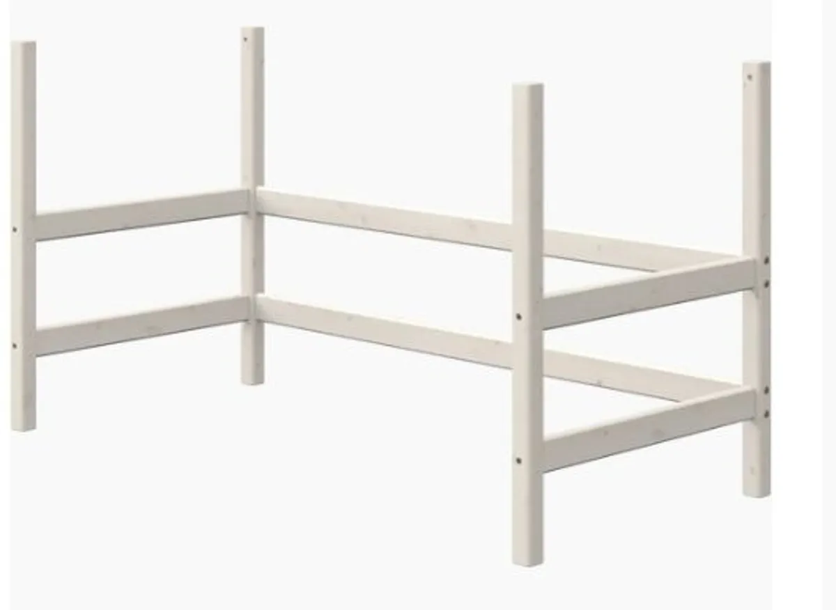 Flexa bed hi legs and ladders - Image 1